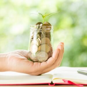 Read more about the article 10 Easy and Smart Ways to Save Money Without Feeling Deprived​