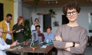 Read more about the article Executive Coaching Techniques to Manage Leadership Transitions Smoothly