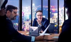 Read more about the article 10 Mistakes Sales Leaders Make in Insurance and How to Avoid Them