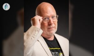 Read more about the article Christopher Carter